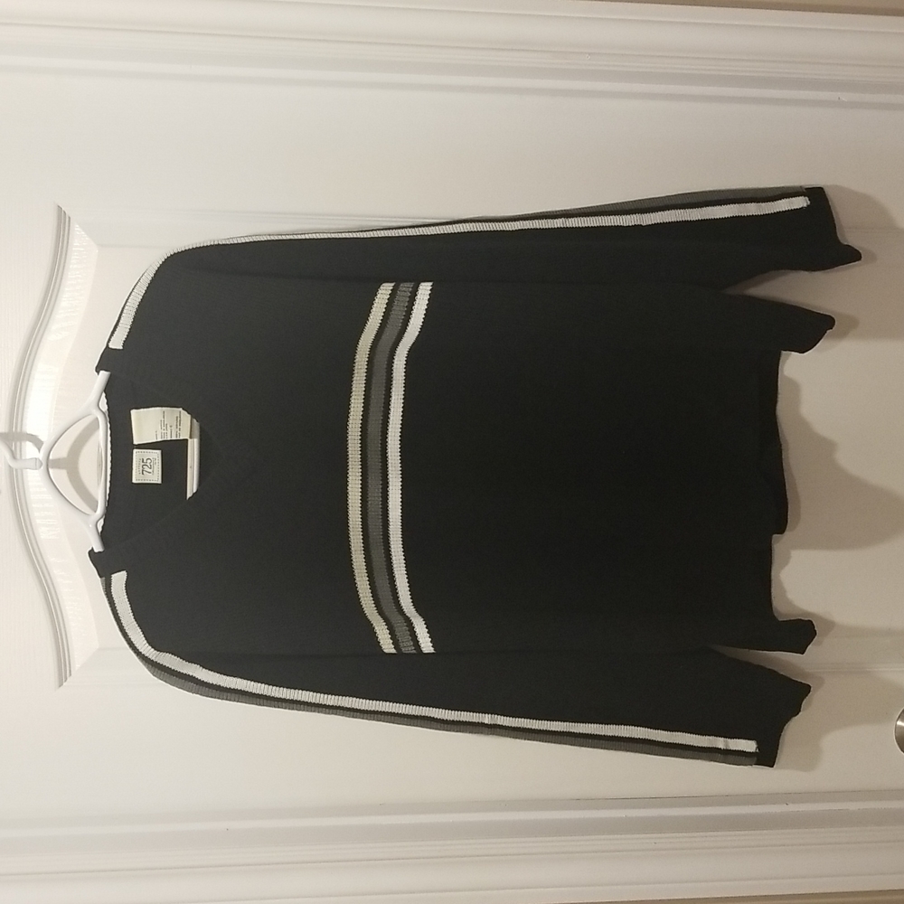 Knit pullover Vneck sweater